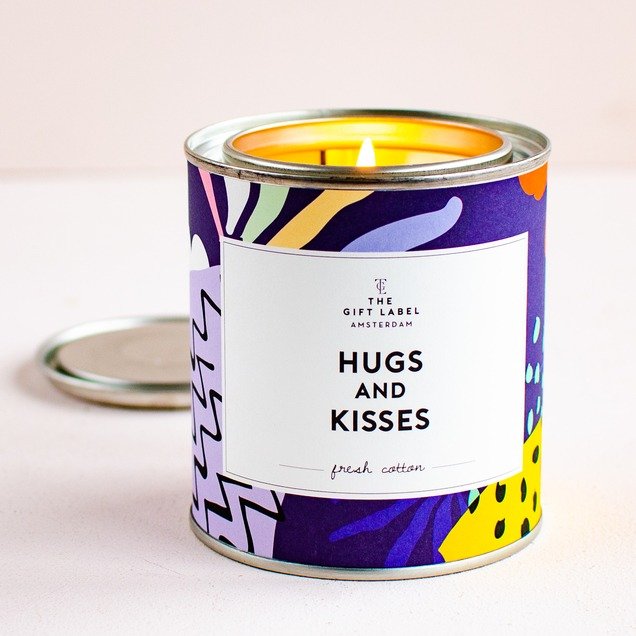 The Gift Label geurkaars - Hugs and Kisses